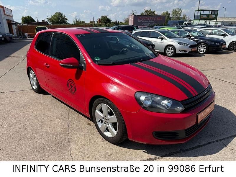 Rot Gebraucht 2009 VW Golf VI Comfortline Kleinwagen | 2.900 € (Fairer Preis) - Bild 1/4