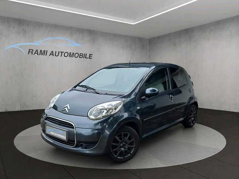Grau Gebraucht 2011 Citroën C1 Kleinwagen | 2.999 € (Fairer Preis) - Bild 1/4