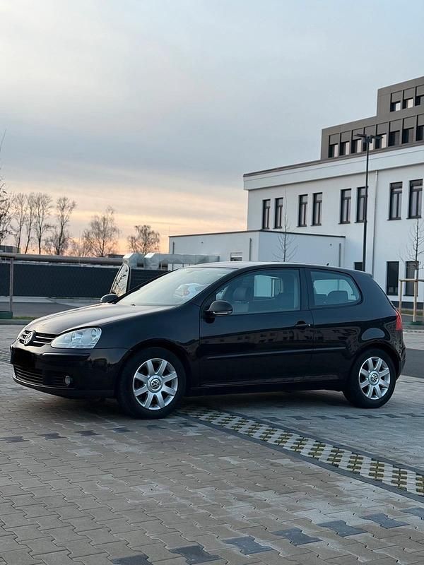 Gebraucht VW Golf 115 PS (84 kW) 2004 Schwarz Coupé