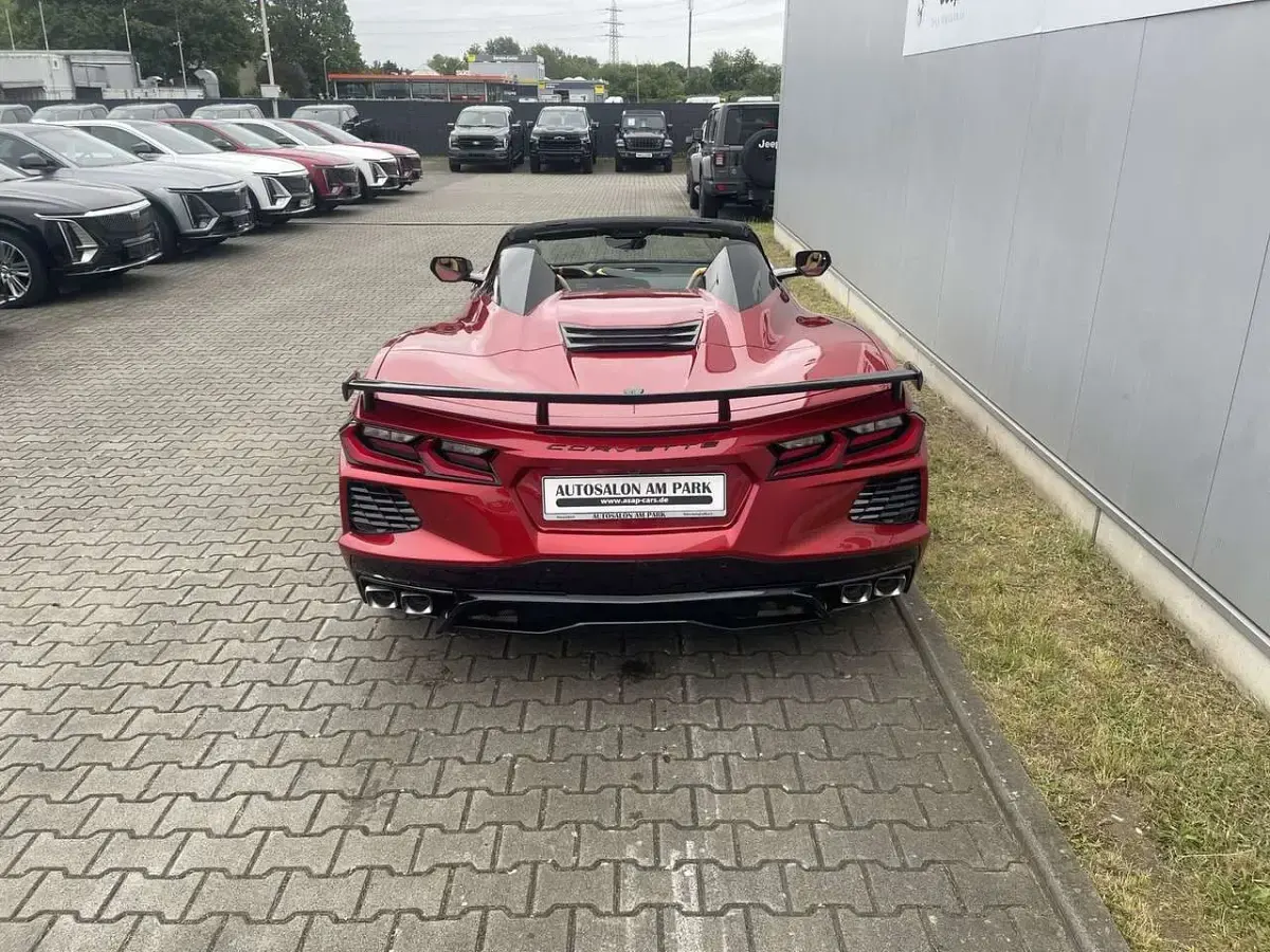 Neu Corvette C8 481 PS (353 kW) 2026 Red mist metallic tintcoat Cabrio