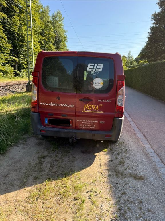 Rot Gebraucht 2007 Fiat Scudo Van / Kleinbus | 3.700 € (Etwas zu teuer) - Bild 1/4