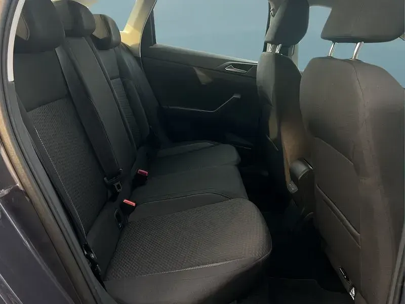 Gebraucht VW Taigo 116 PS (85 kW) 2024 Grau SUV