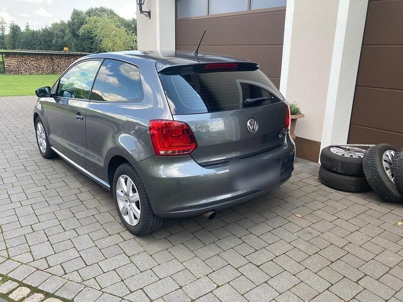 Gebraucht VW Polo Highline 105 PS (77 kW) 2010 Grau Kleinwagen