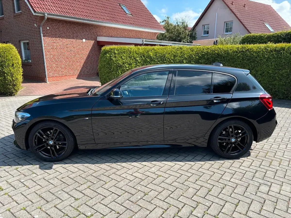 Gebraucht BMW 120 M Sport 190 PS (139 kW) 2018 Schwarz Limousine