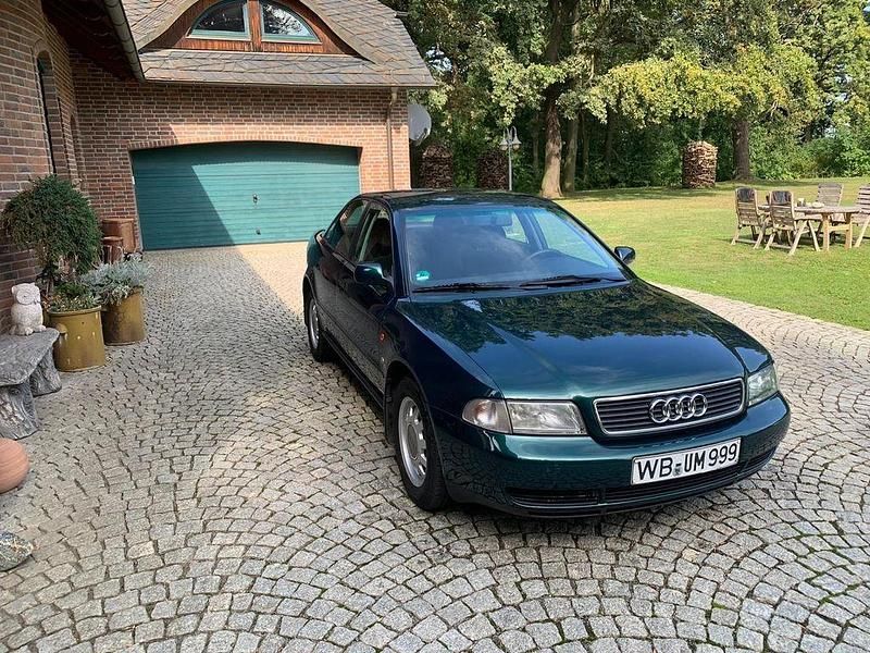 Gebraucht Audi A4 150 PS (110 kW) 1996 Grün Limousine