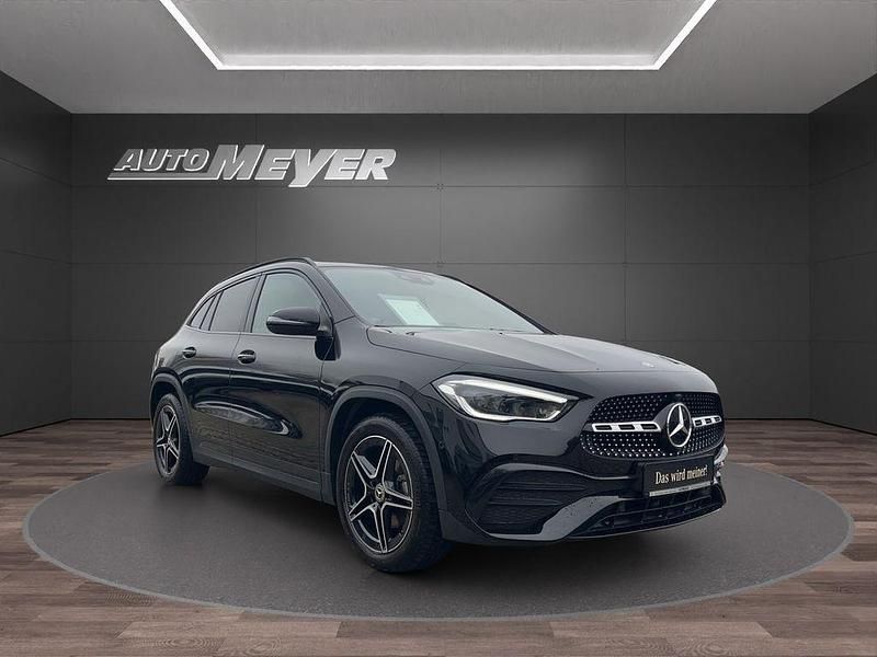 Gebraucht Mercedes GLA200 AMG 163 PS (119 kW) 2023 Schwarz SUV