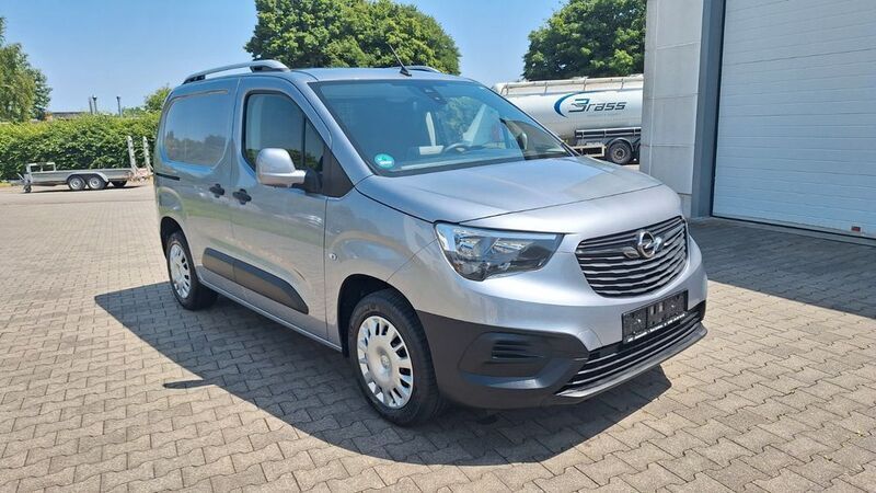 Gebraucht Opel Combo Edition 102 PS (75 kW) 2020 Grau Van / Kleinbus