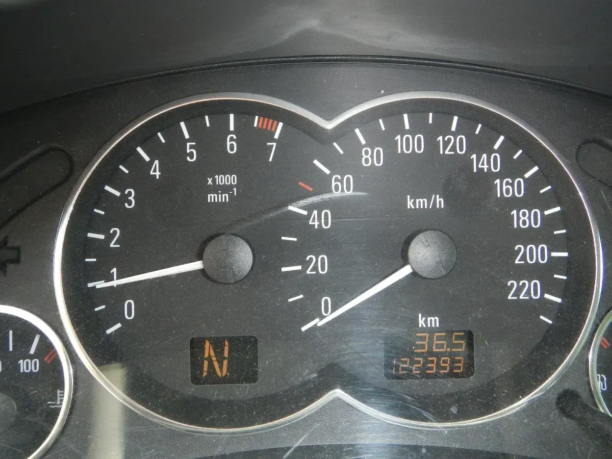Gebraucht Opel Meriva 101 PS (74 kW) 2004 Silber Van / Kleinbus