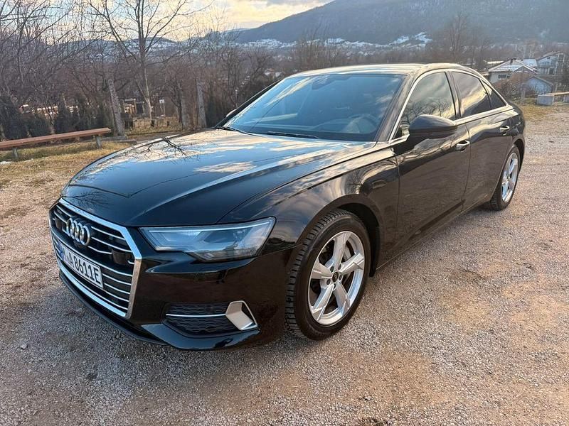 Schwarz Gebraucht 2022 Audi A6 Ambiente Limousine | 36.900 € (Teuer) - Bild 1/4
