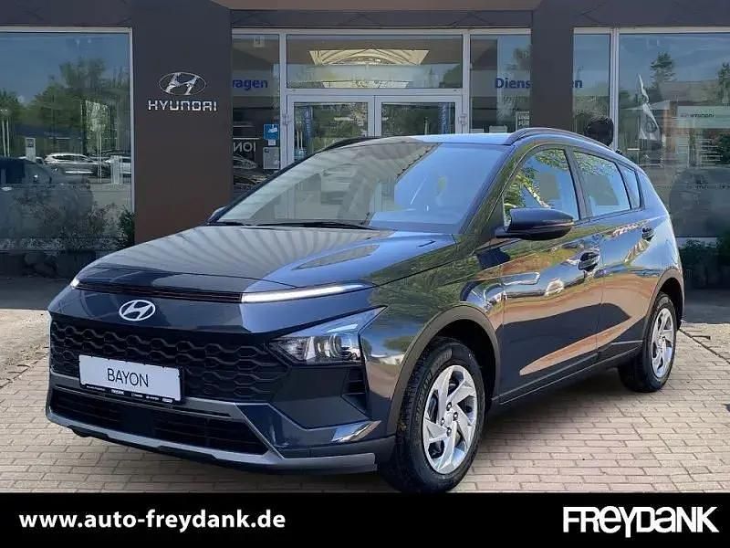 Aurora grey Neu 2025 Hyundai Bayon Select SUV | 21.999 € (Fairer Preis) - Bild 1/4