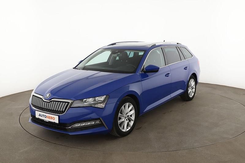 Gebraucht Skoda Superb Ambition 218 PS (160 kW) 2021 Blau Kombi