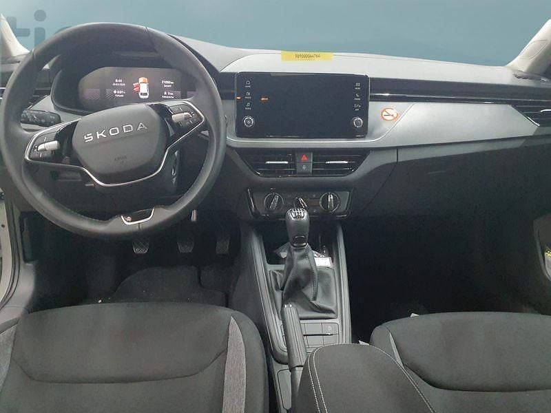 Gebraucht Skoda Scala 116 PS (85 kW) 2025 Grau Kleinwagen