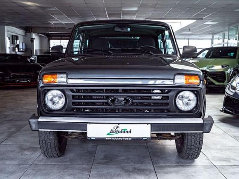 Gebraucht Lada niva 383 PS (281 kW) 2020 Grau SUV