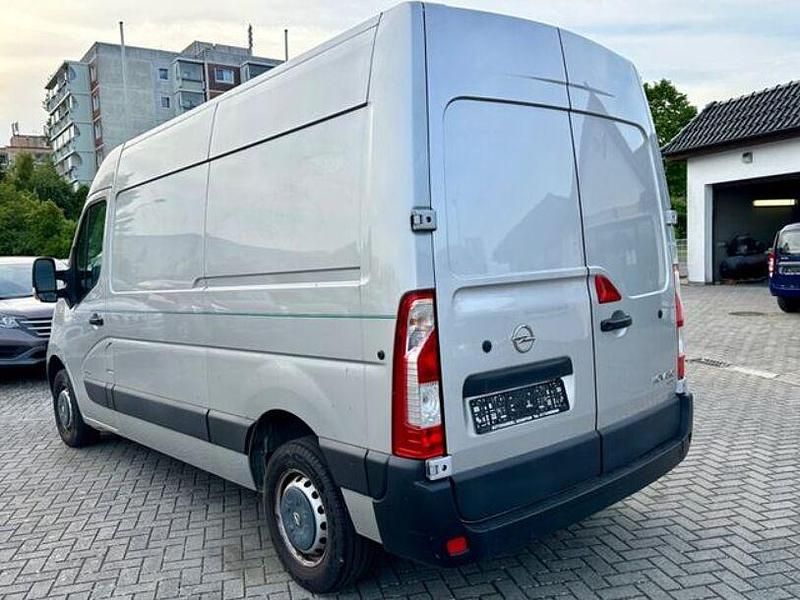 Gebraucht Opel Movano 131 PS (96 kW) 2020 Silber Van