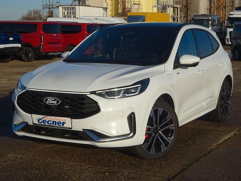 Neu Ford Kuga ST-Line X 242 PS (177 kW) 2025 Weiß SUV