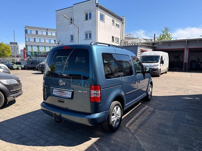 Gebraucht VW Caddy Comfortline 140 PS (102 kW) 2015 Grün Van / Kleinbus