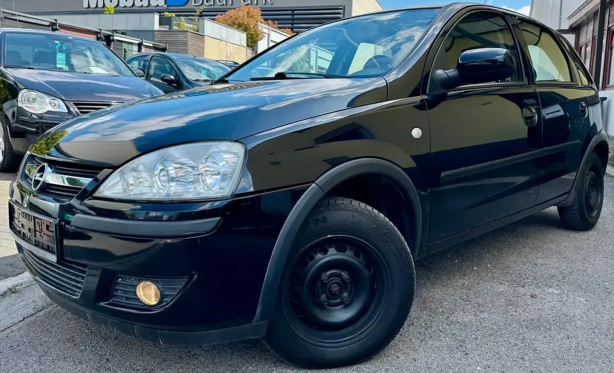 Gebraucht Opel Corsa 75 PS (55 kW) 2004 Schwarz Kleinwagen