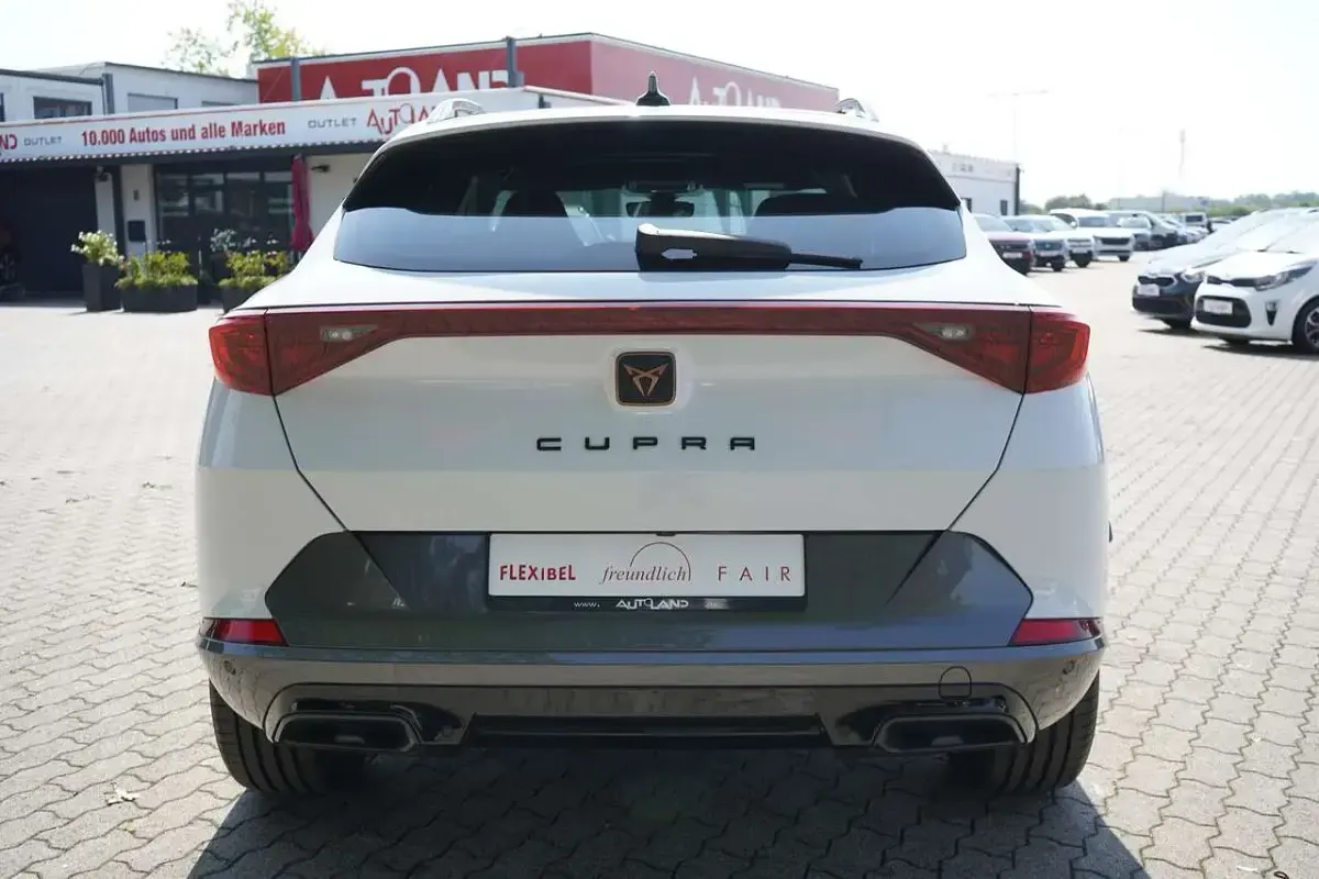 Gebraucht Cupra Formentor 190 PS (139 kW) 2023 Nevadaweissmet. SUV