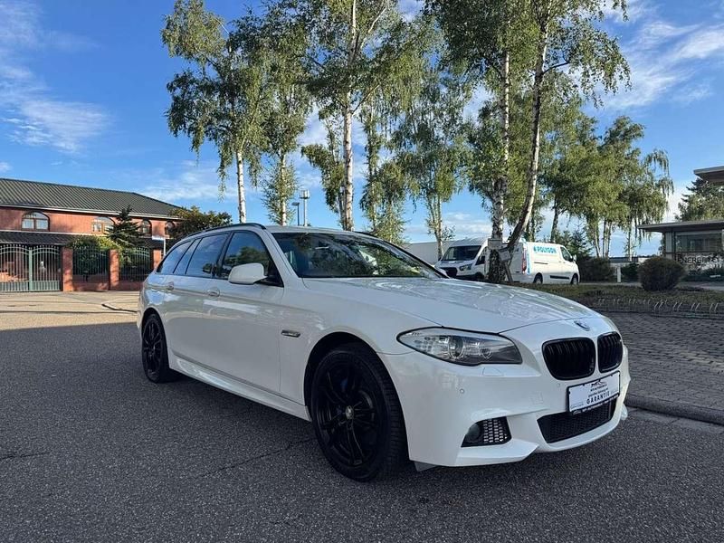 Weiß Gebraucht 2012 BMW 528 Shadowline Kombi | 14.500 € (Etwas zu teuer) - Bild 1/3