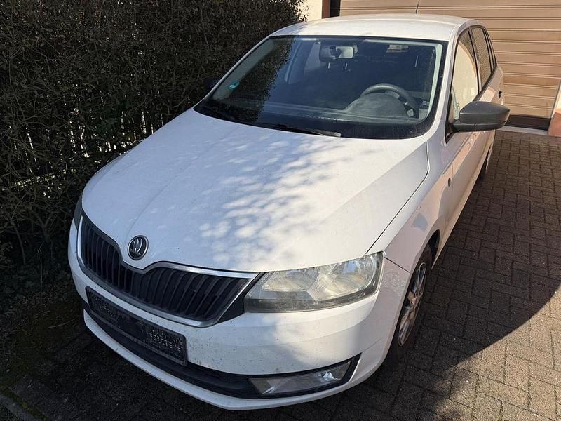 Gebraucht Skoda Rapid Ambition 75 PS (55 kW) 2014 Weiß Kleinwagen