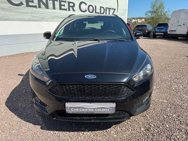 Gebraucht Ford Focus ST-Line 140 PS (102 kW) 2018 Dynamicblau metallic Limousine