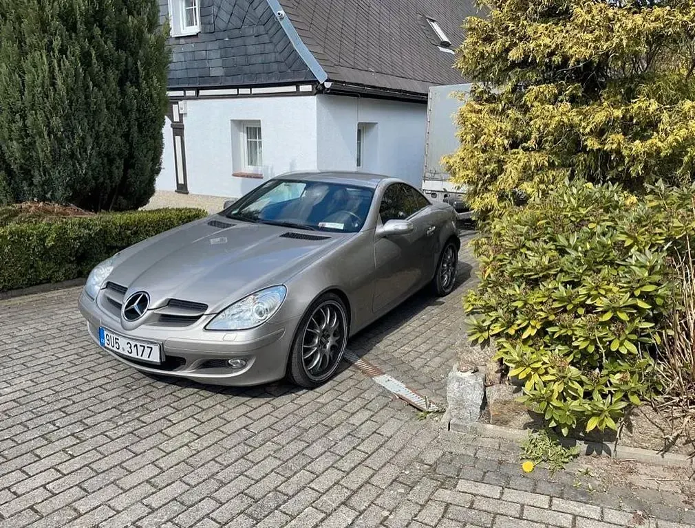 Gebraucht Mercedes SLK280 231 PS (169 kW) 2008 Grau Cabrio