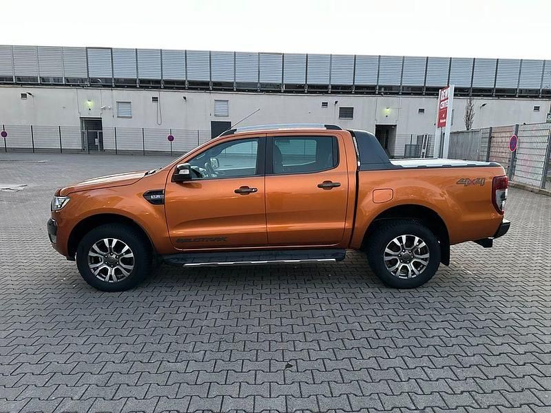 Gebraucht Ford Ranger Wildtrack 200 PS (147 kW) 2016 Orange Pickup