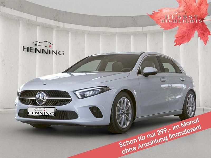 Weiß Gebraucht 2018 Mercedes A180 Progressive Limousine | 21.470 € (Fairer Preis) - Bild 1/4