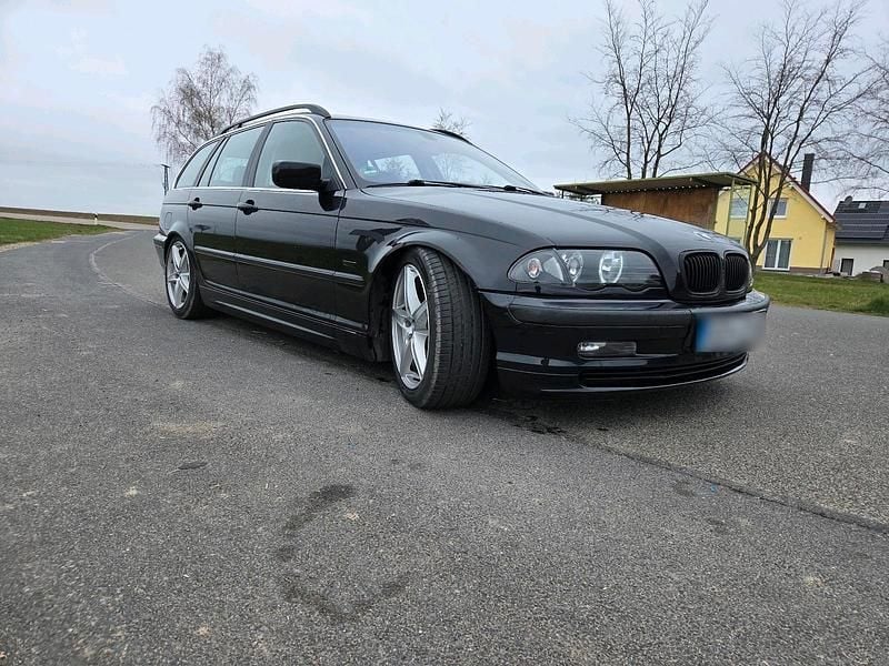 Usata BMW 328 193 CV (141 kW) 2000 Nero Station wagon