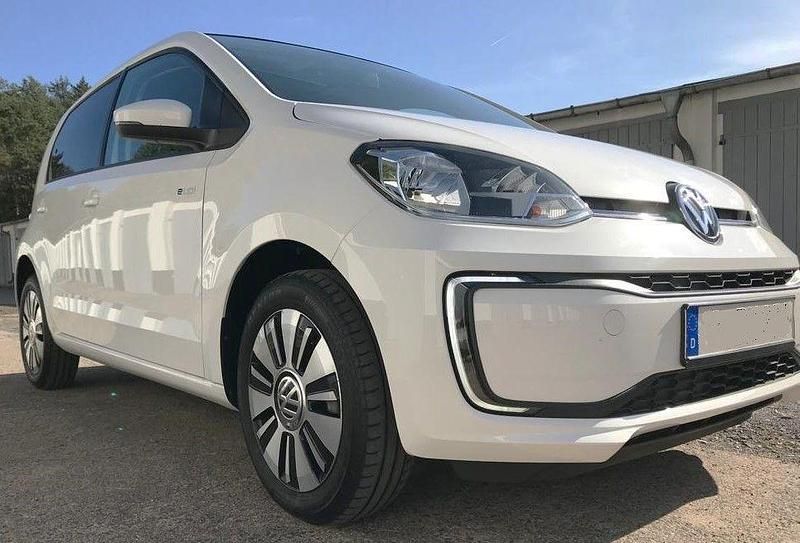 Gebraucht VW up! 75 PS (55 kW) 2017 Weiß Kleinwagen