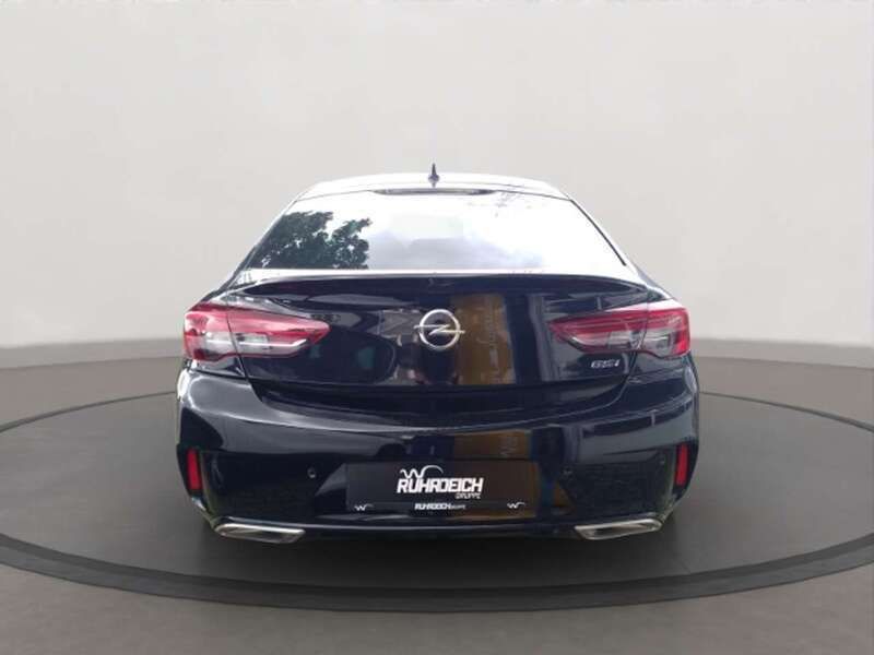 Gebraucht Opel Insignia Sport 230 PS (169 kW) 2021 Onyx schwarz (metallic) Limousine