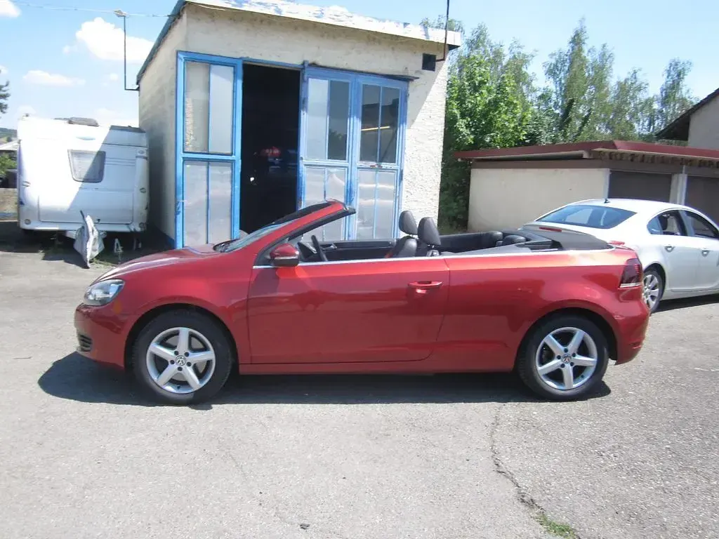 Gebraucht VW Golf Cabriolet 140 PS (102 kW) 2012 Sunsetred (metallic) Cabrio