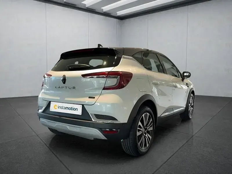 Gebraucht Renault Captur 158 PS (116 kW) 2024 Weiß SUV