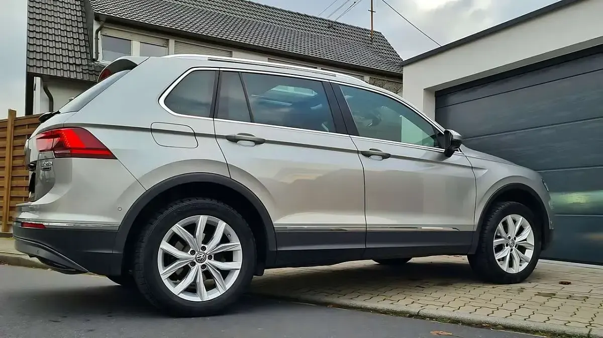Gebraucht VW Tiguan 150 PS (110 kW) 2016 Silber SUV