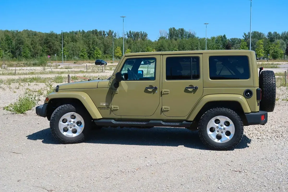 Gebraucht Jeep Wrangler Unlimited Sahara 200 PS (147 kW) 2013 Grün SUV