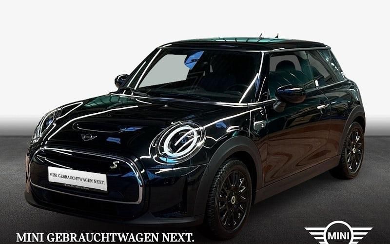 Gebraucht Mini Cooper Essential 135 kW (184 PS) 2023 Schwarz Kleinwagen