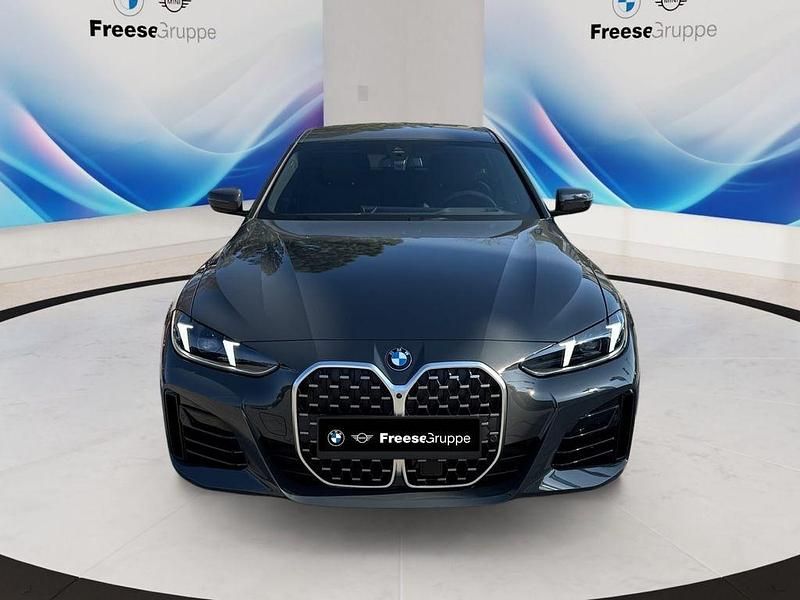 Neu BMW 420 Shadowline 184 PS (135 kW) 2025 Grau Coupé