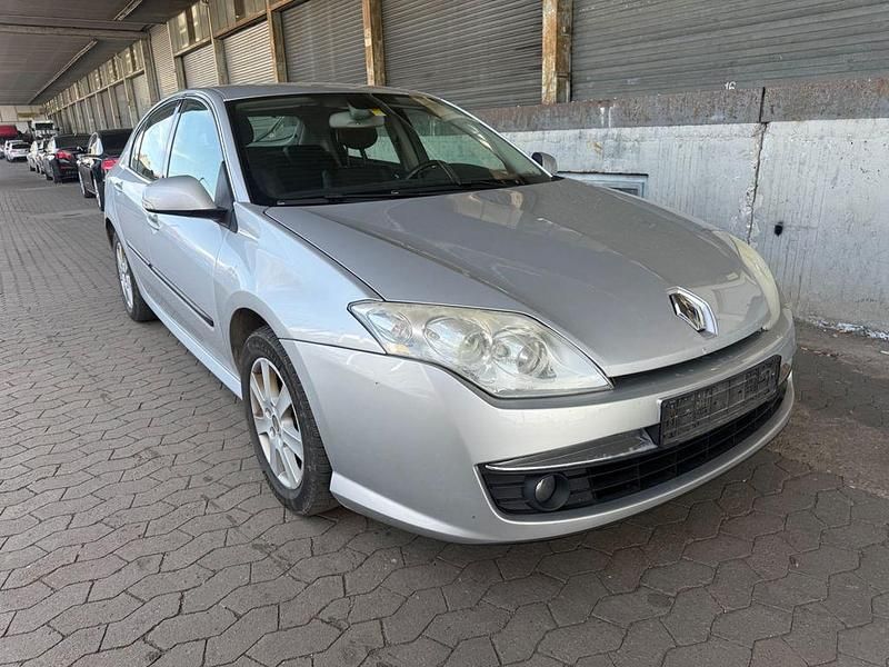 Gebraucht Renault Laguna III 150 PS (110 kW) 2007 Silber Limousine