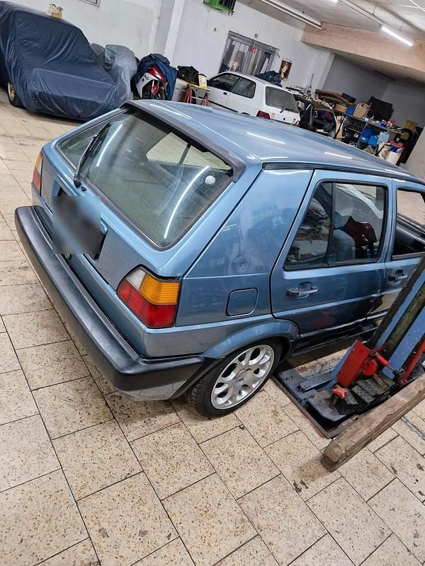 Blau Gebraucht 1990 VW Golf II Kleinwagen | 3.350 € - Bild 1/4
