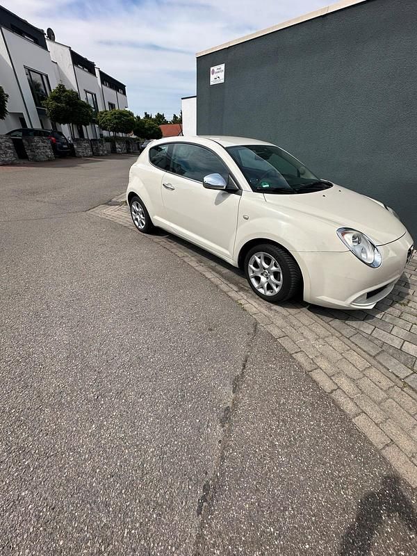 Gebraucht Alfa Romeo MiTo 120 PS (88 kW) 2012 Beige Kleinwagen