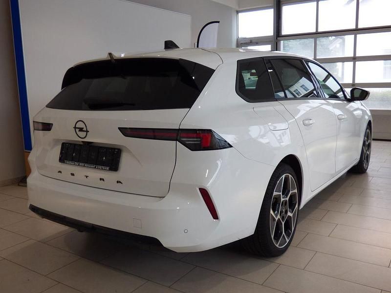 Gebraucht Opel Astra Ultimate 131 PS (96 kW) 2024 Weiß Kombi