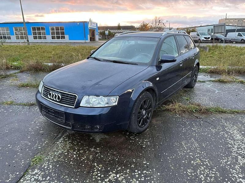 Gebraucht Audi A4 102 PS (75 kW) 2005 Blau Kombi