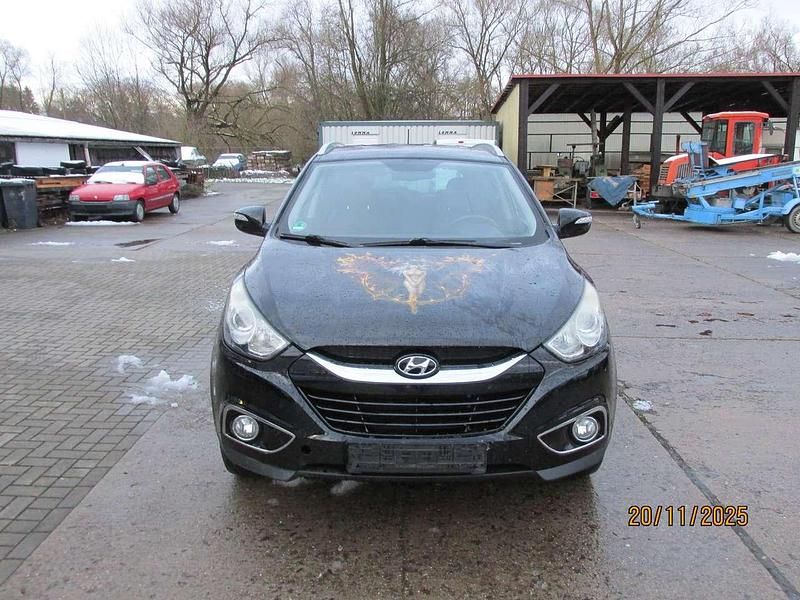 Phantom black / mic Gebraucht 2012 Hyundai ix35 Style SUV | 6.200 € (Superpreis) - Bild 1/4