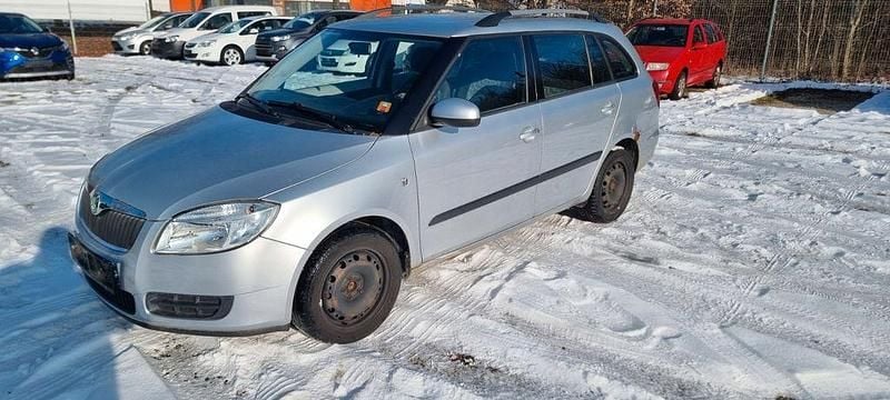 Gebraucht Skoda Fabia Ambiente 105 PS (77 kW) 2008 Silber Kombi