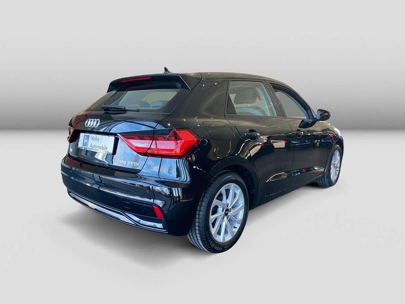 Second-hand Audi A1 Advanced Plus 95 CP (69 kW) 2026 Negru SUV