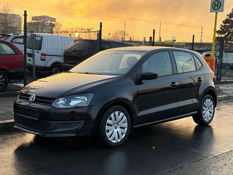 Gebraucht VW Polo Trendline 60 PS (44 kW) 2013 Schwarz Kleinwagen