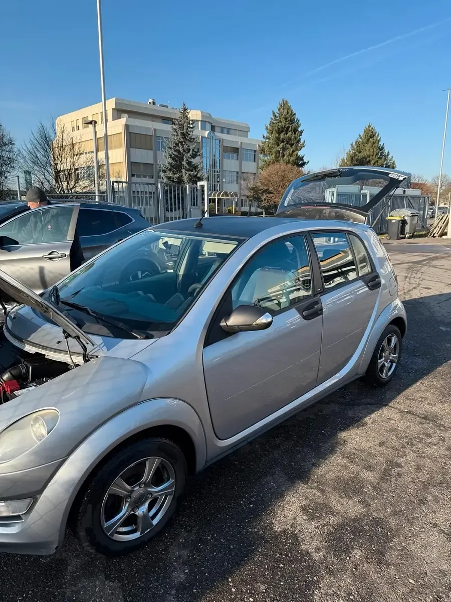 Gebraucht Smart ForFour 95 PS (69 kW) 2006 Silber Kleinwagen