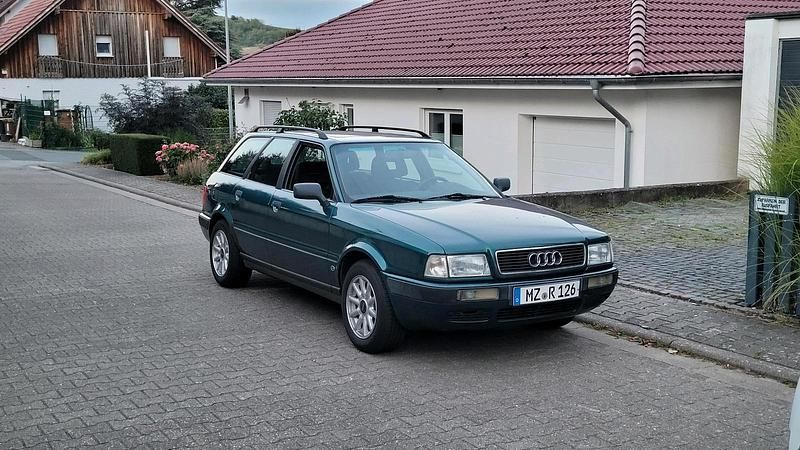 Grün Gebraucht 1994 Audi 80 Kombi | 11.000 € - Bild 1/4