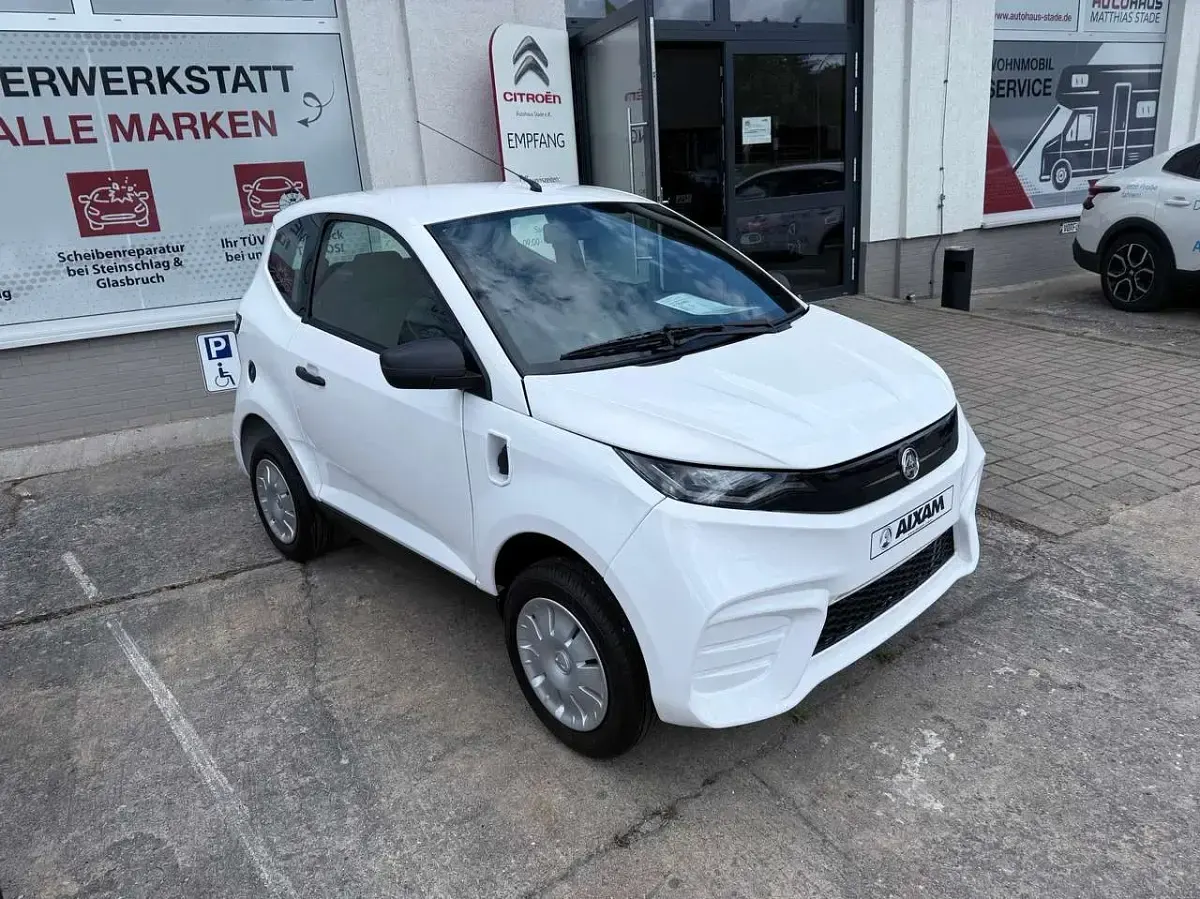 Neu Aixam AMBITION Pack 5 kW (8 PS) 2026 Weiß Kleinwagen