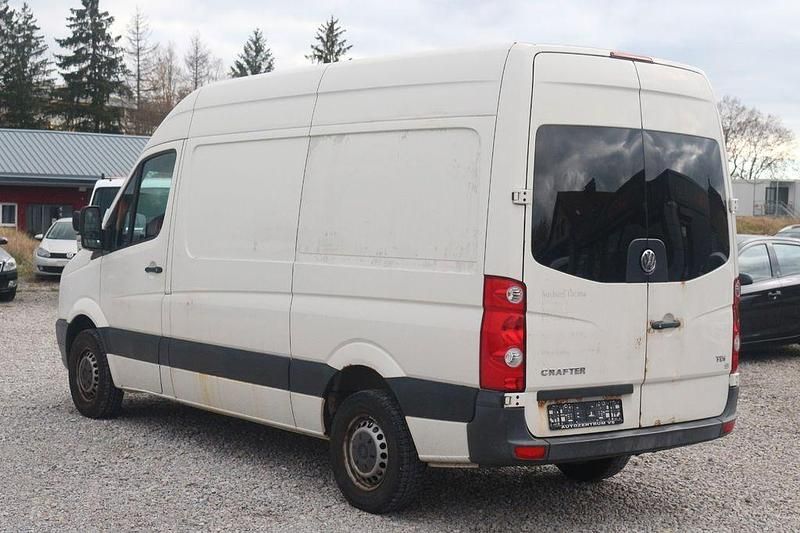 Gebraucht VW Crafter 136 PS (100 kW) 2011 Grau Van